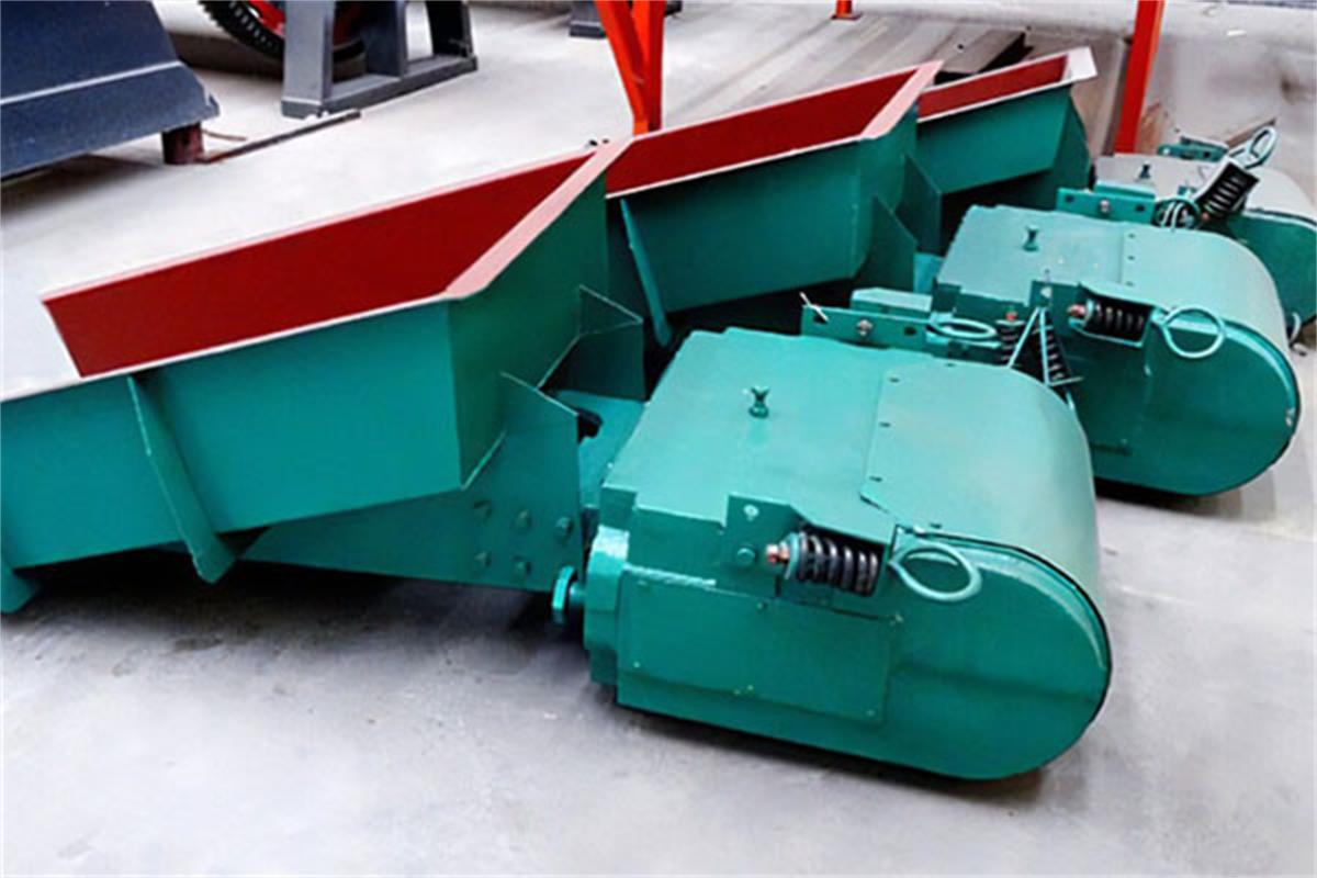 2022年省心指南！電磁振動給料機的結構原理及分類怎樣